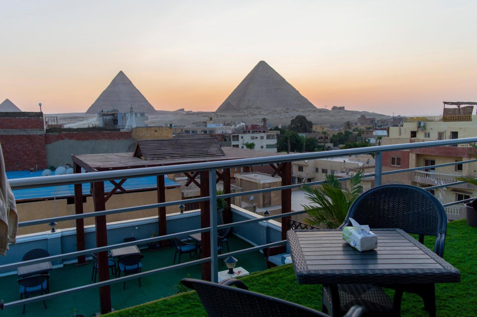 The Pyramids Gate Inn Kafret el-Gabal Zewnętrze zdjęcie